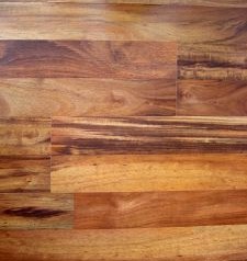 Drewno tekowe ozdobą mieszkania